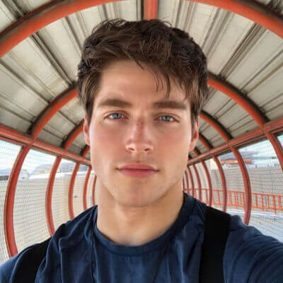 AI Selfie Generator 4